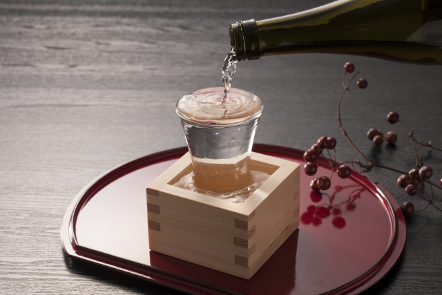 日本酒,盛りこぼし